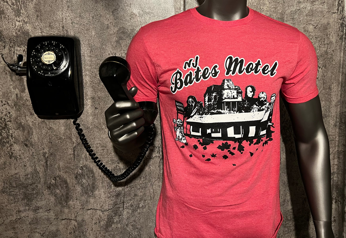 Heather Red Short Sleeve NJBatesMotel Horror Character Tee 2022